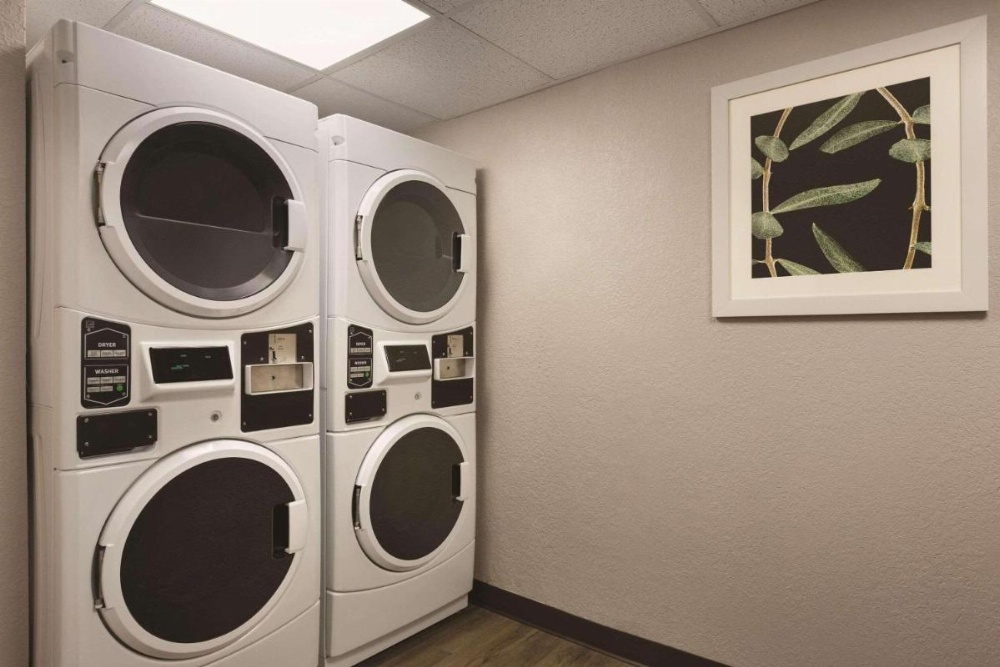 Country Inn & Suites by Radisson, Pigeon Forge South, TN